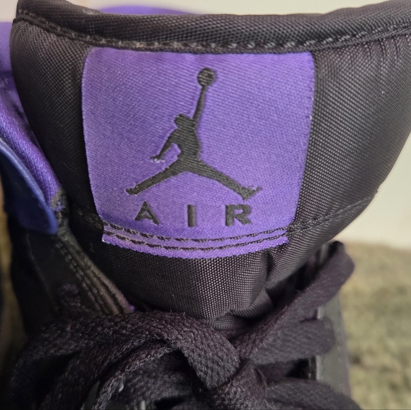 Other - Air Jordan 1 - Retro Mid - Dark Concord - 2013 - Gently Pre- Loved